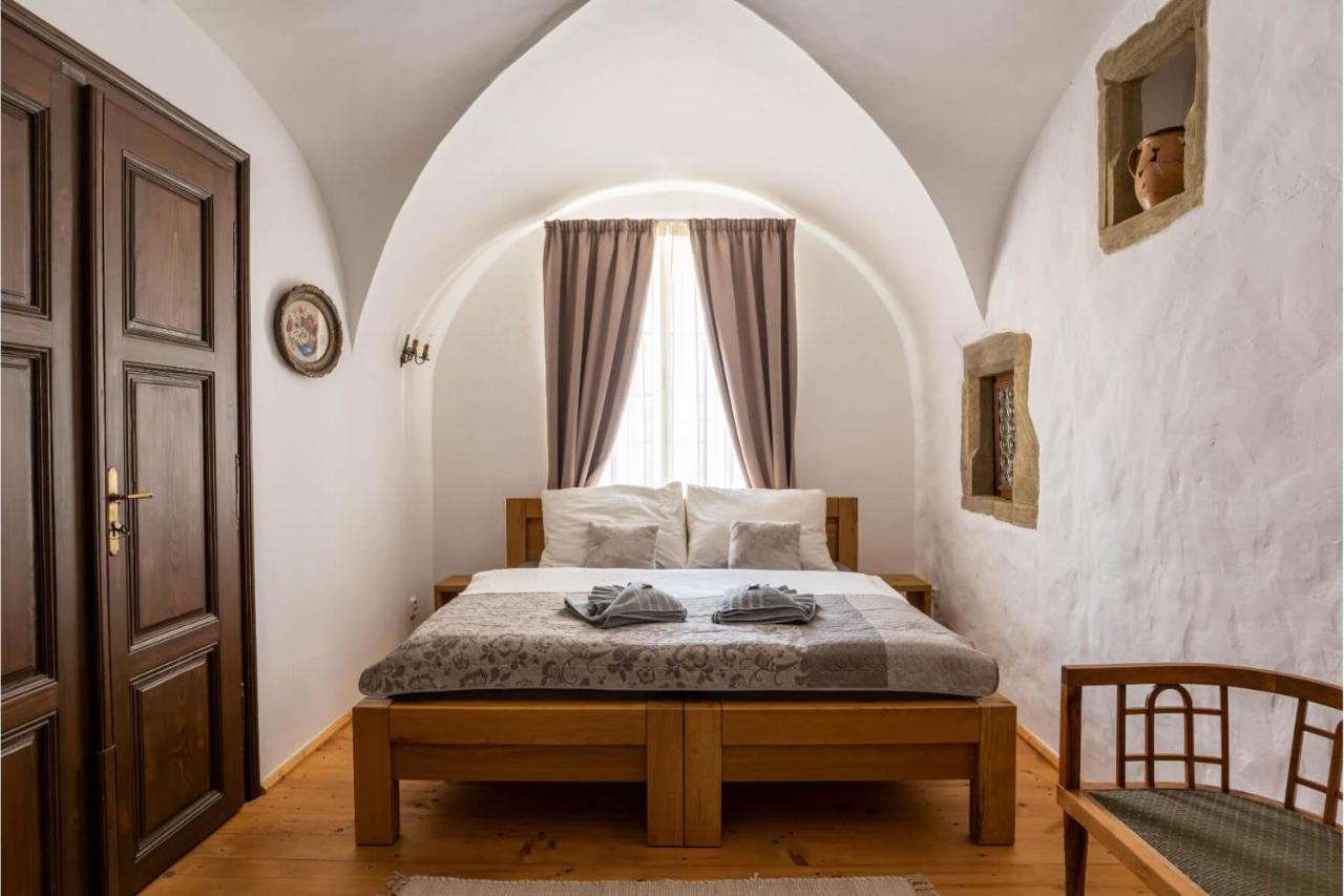 Ambrozuv Dvur Appartement *